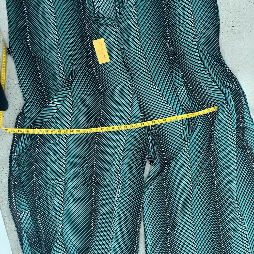 Coverup/Jumpsuit one sz fits most - Picture 8 of 10